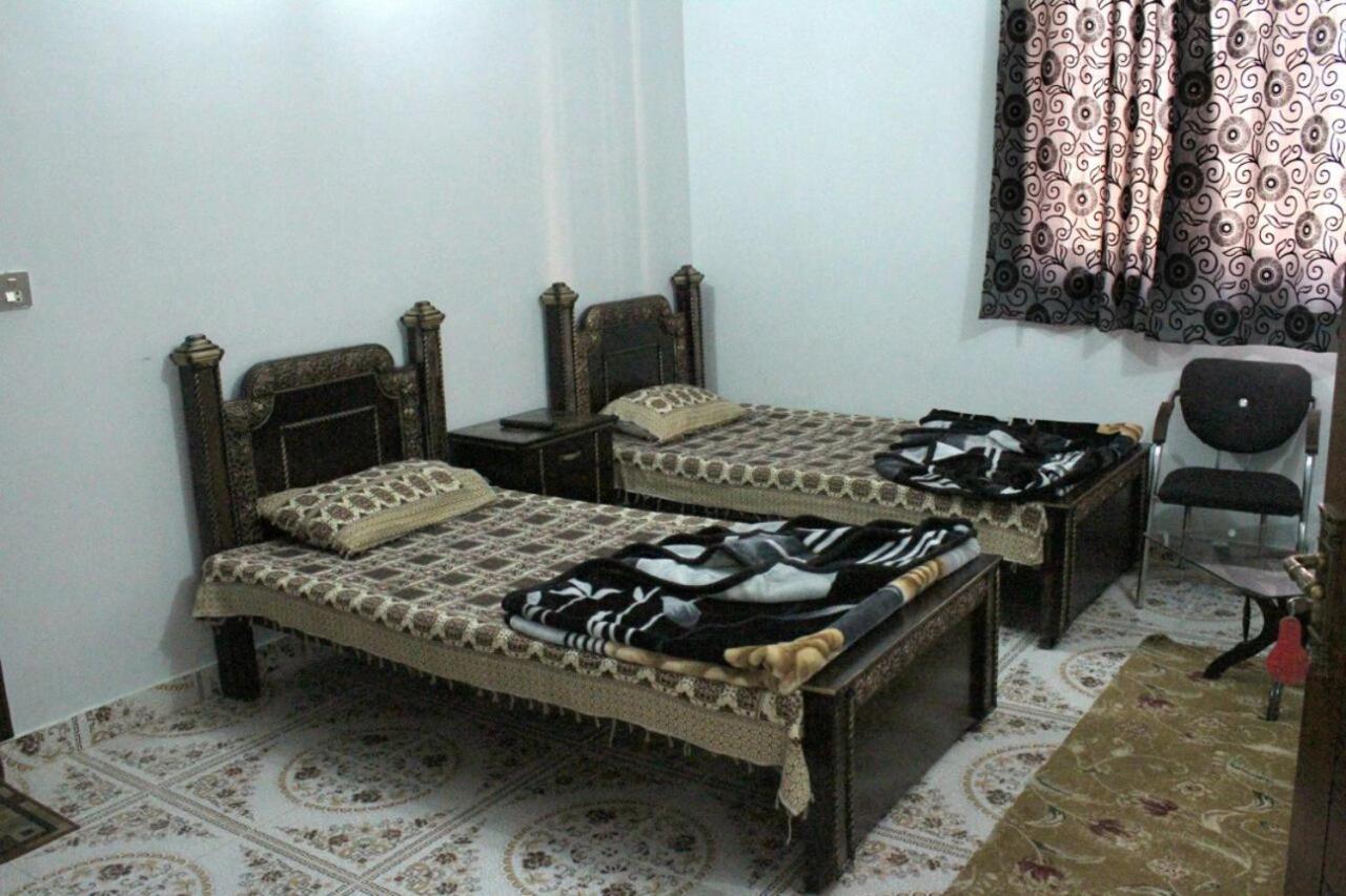 Tulip Guest House Abbottabad Exterior foto